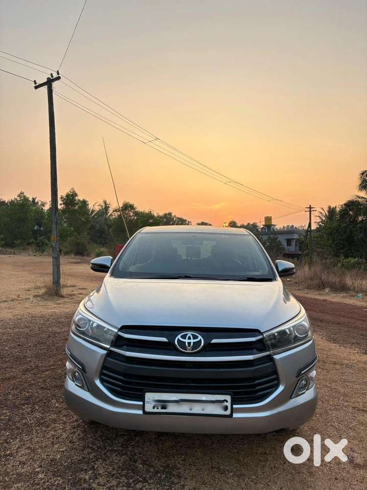 Toyota Innova Crysta 2017 Diesel Well Maintained