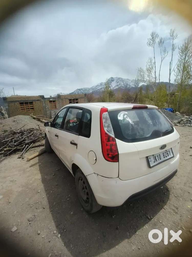 Ford Figo Petrol Manual 2011