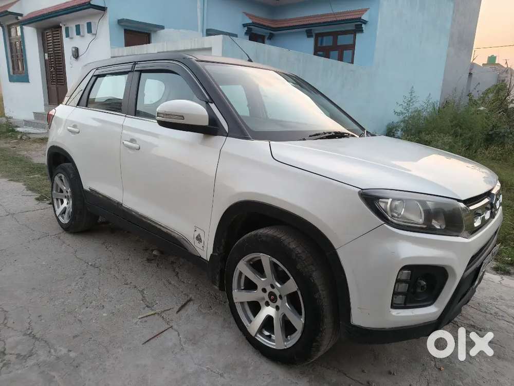 New Car Leni Hai... Gadi Mein Koi Kami Nahin Hai... 78000 Chli Haii