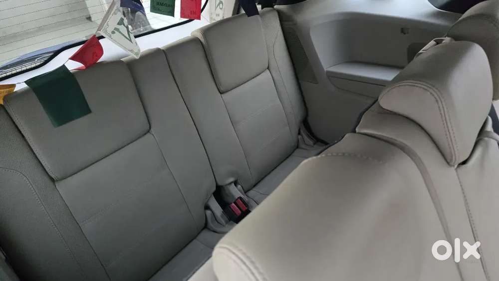 Ford Endeavour 2.2at Panaromic Sunroof 2018