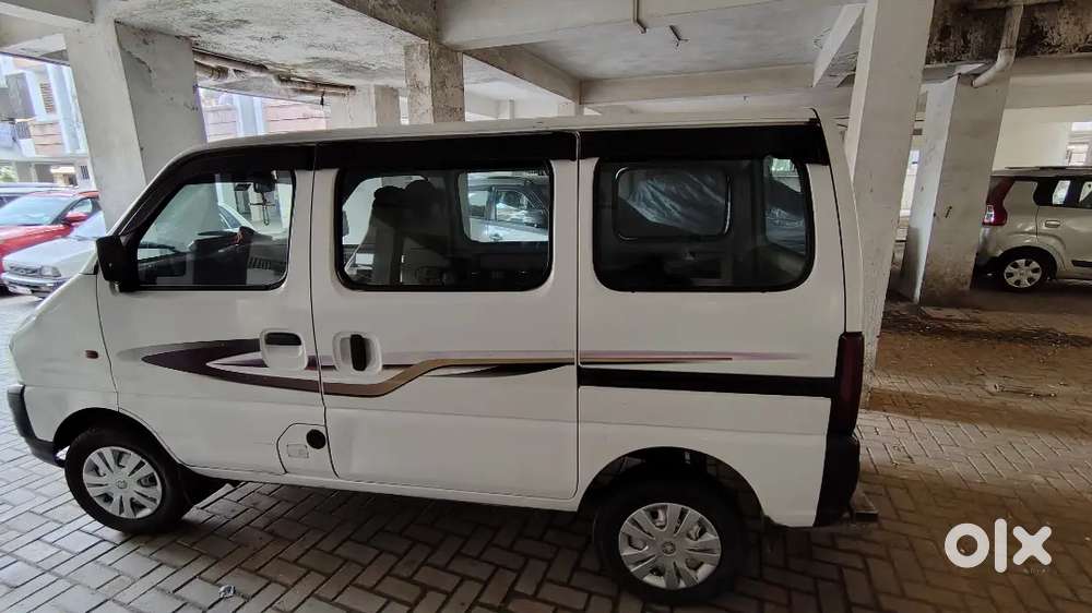 Maruti Suzuki Eeco 5 Str 2011