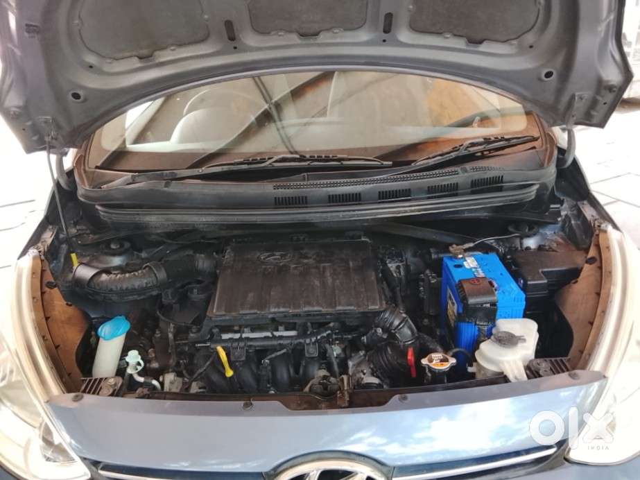 Hyundai Grand I10 Asta Option, 2016, Petrol