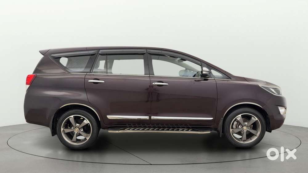 Toyota Innova Crysta 2.7 Zx At, 2016, Petrol