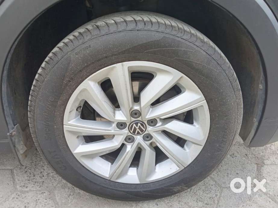 Volkswagen Taigun 1.0 Tsi Highline At, 2021, Petrol