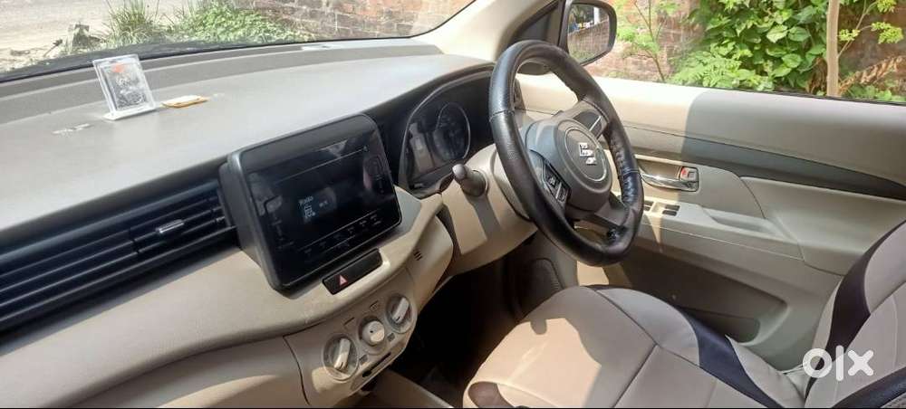 Maruti Suzuki Ertiga Smart Hybrid Vxi (o)