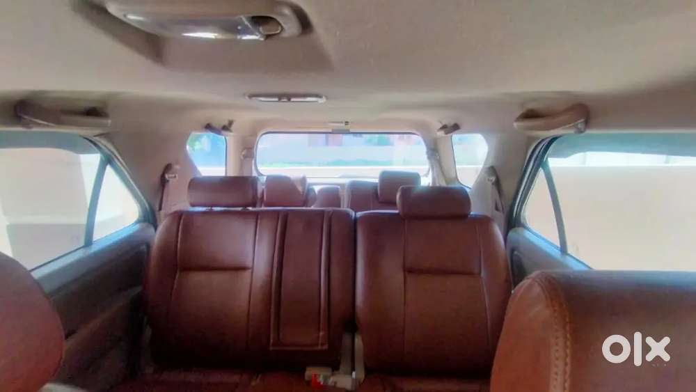 Toyota Fortuner  Topend Original Reading Showroom Track