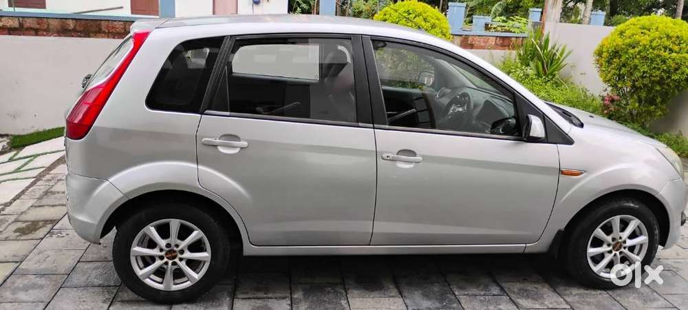 Ford Figo Titanium Diesel 2010