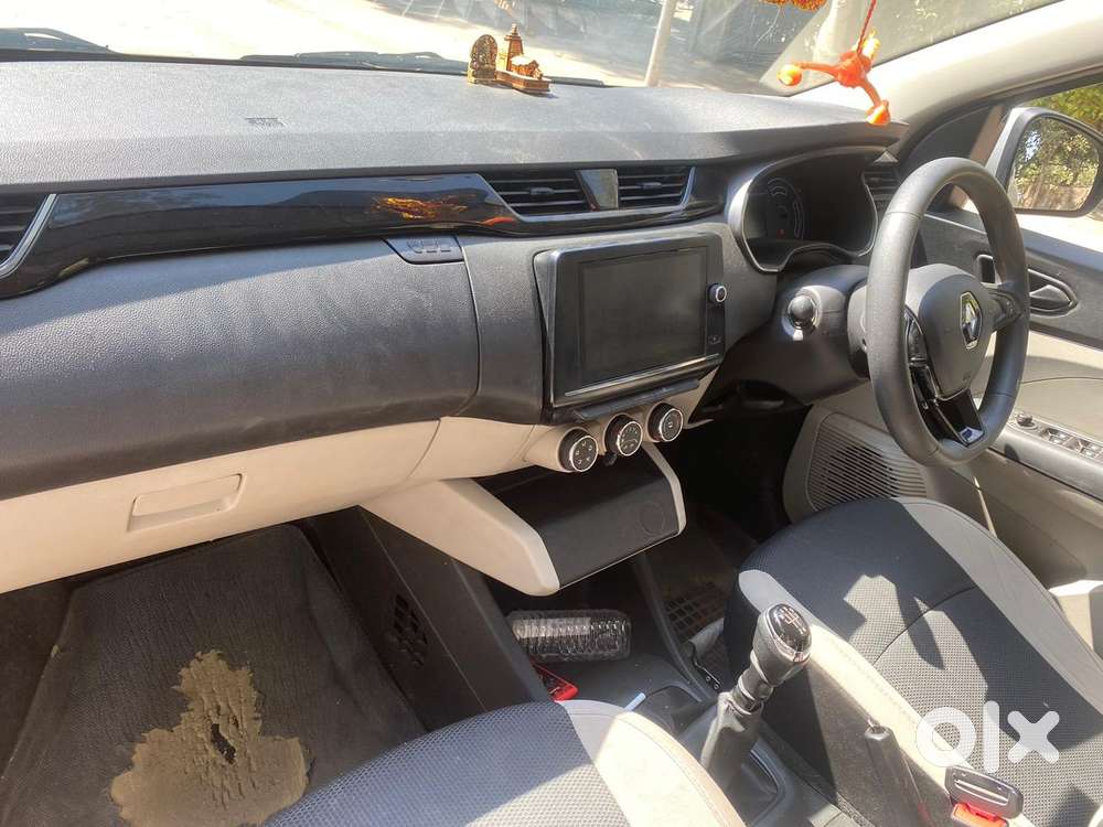 Renault Triber Rxt, 2021, Petrol