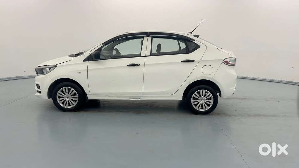 Tata Tigor 1.2 Revotron Xm Cng, 2023, Cng & Hybrids