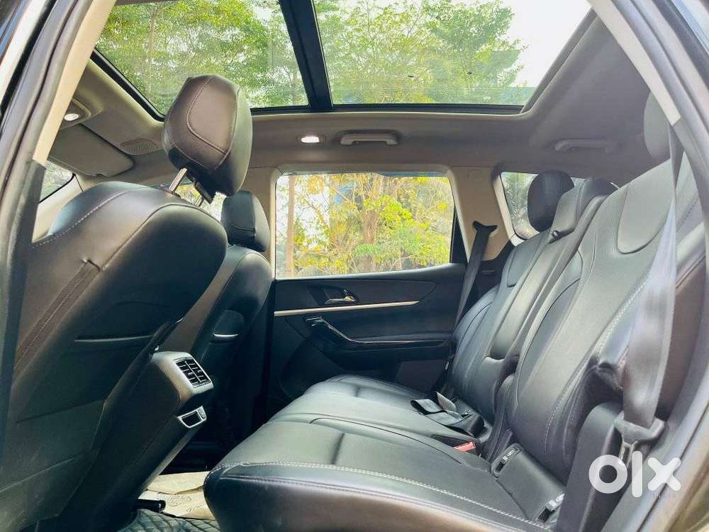 Mahindra Xuv700, 2025, Diesel