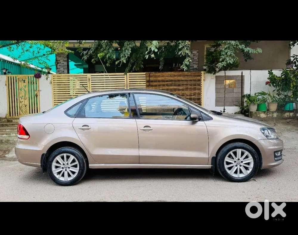 Volkswagen Vento 1.2 Tsi Highline At, 2017, Petrol