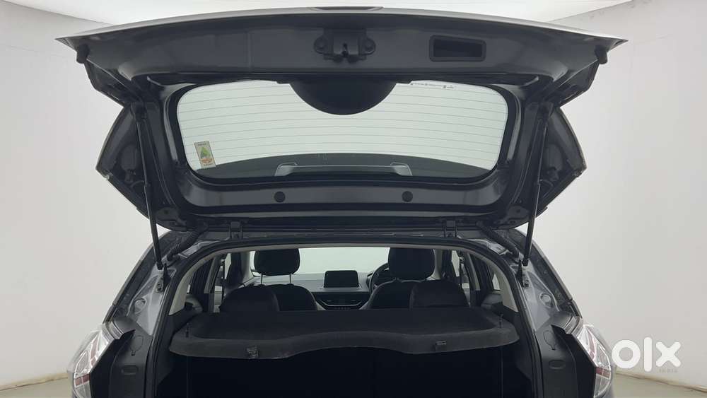 Tata Nexon 1.5 Revotorq Xza Plus S Amt, 2023, Petrol