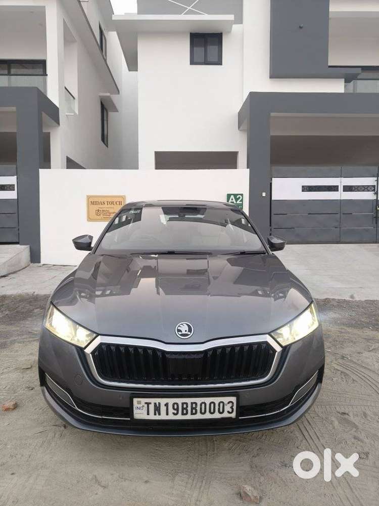 Skoda Octavia 2.0 L K Tsi At, 2022, Petrol