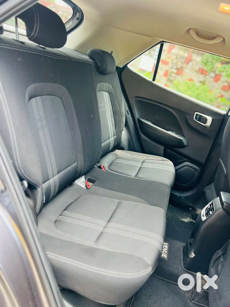 Hyundai Venue 1.2 S Plus, 2021, Petrol