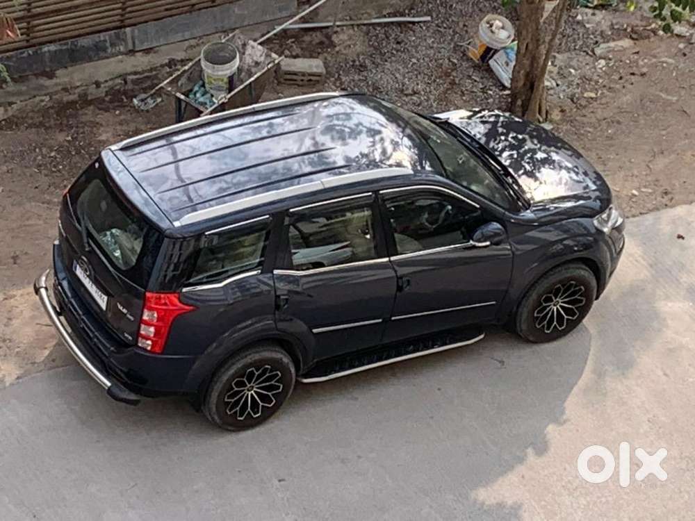 Mahindra Xuv500 2016 Diesel 65000 Km Driven