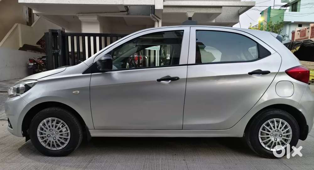 Tata Tiago 1.2 Revotron Xm, 2018, Petrol