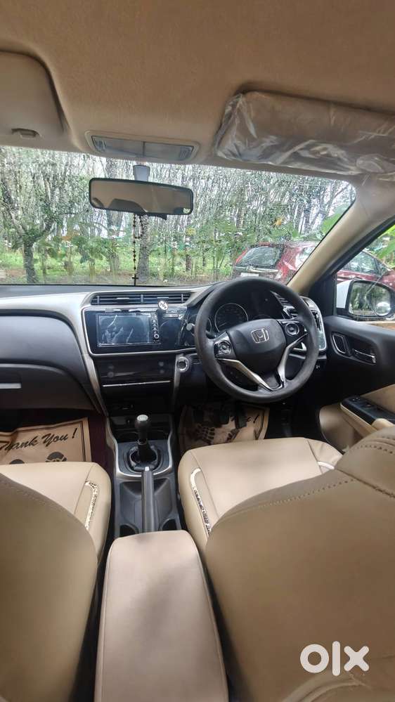 Honda City 2017 Diesel Well Maintained. Brokers Excuse