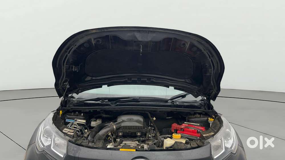 Tata Nexon 1.2 Revotron Xz Plus (l) Dark Edition, 2023, Petrol