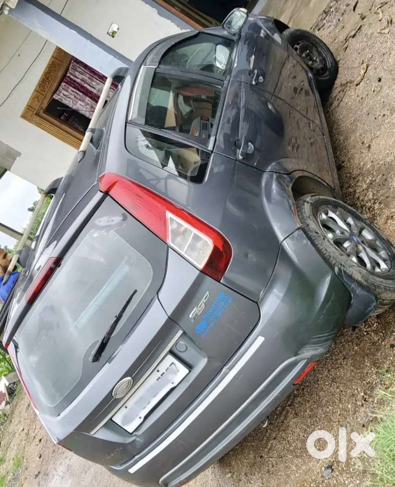Ford Figo 1.2 Petrol 2016