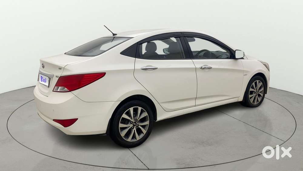 Hyundai Verna [ ] Fluidic 4s 1.6 Vtvt Sx, 2015, Petrol