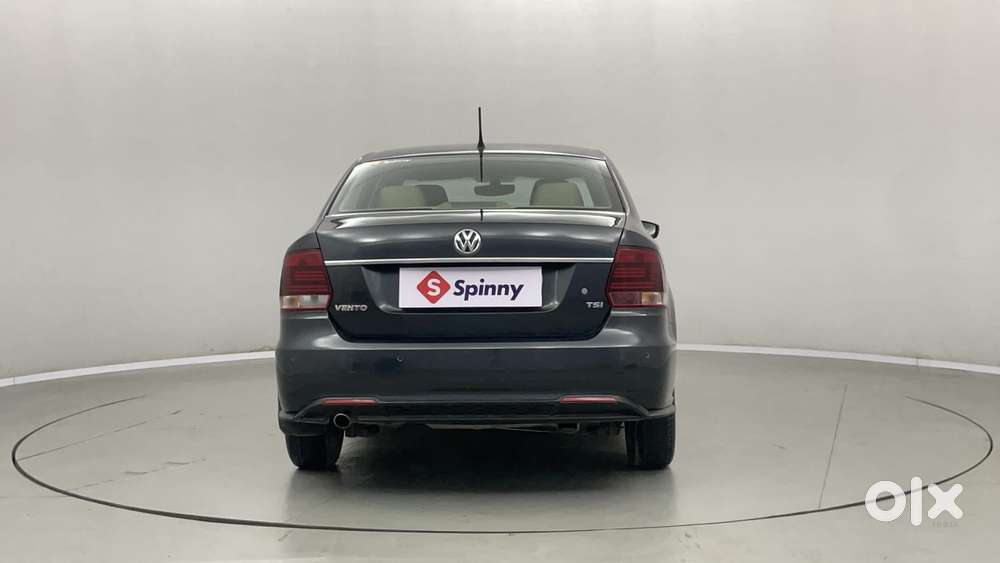 Volkswagen Vento Petrol Highline At, 2022, Petrol