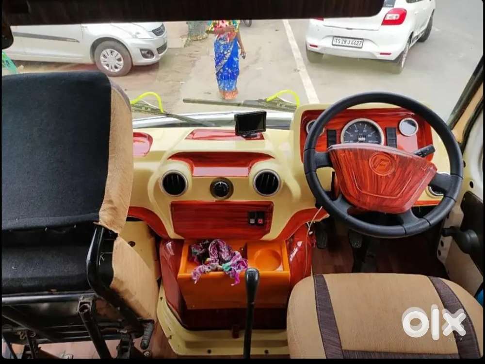 Force Motors Trax Cruiser 2015