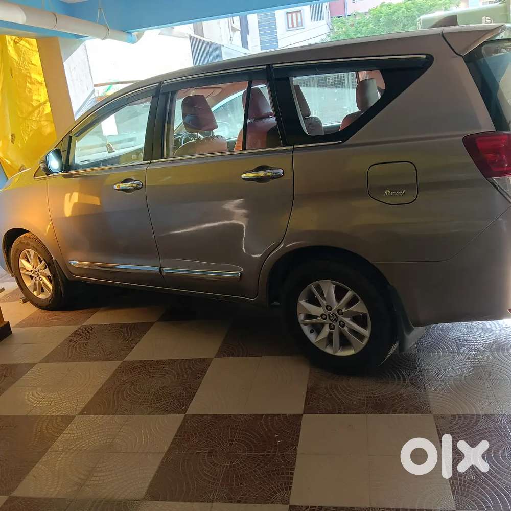 Toyota Innova Crysta 2019