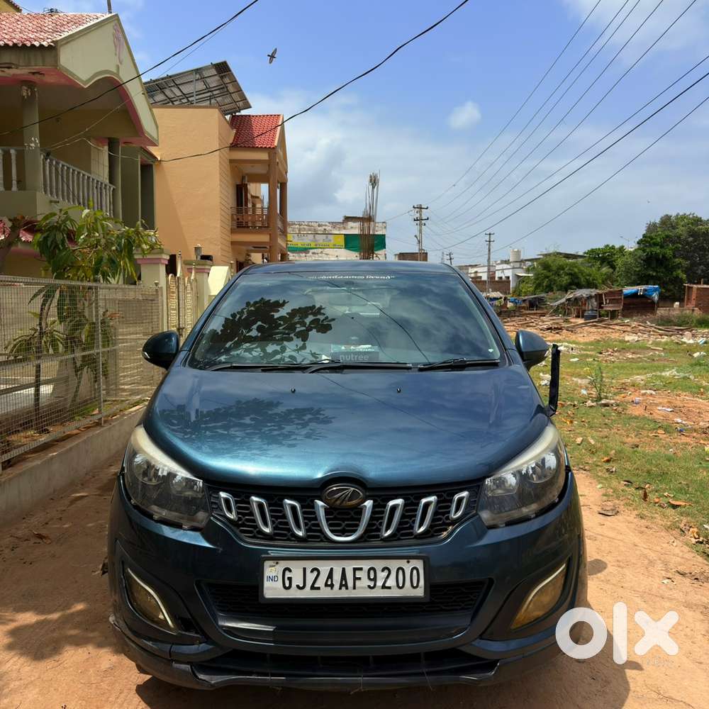 Mahindra Marazzo Diesel 2018