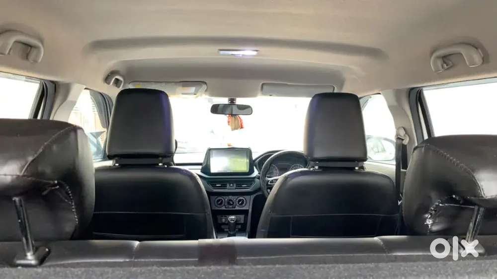 Maruti Suzuki Brezza Lxi 2025