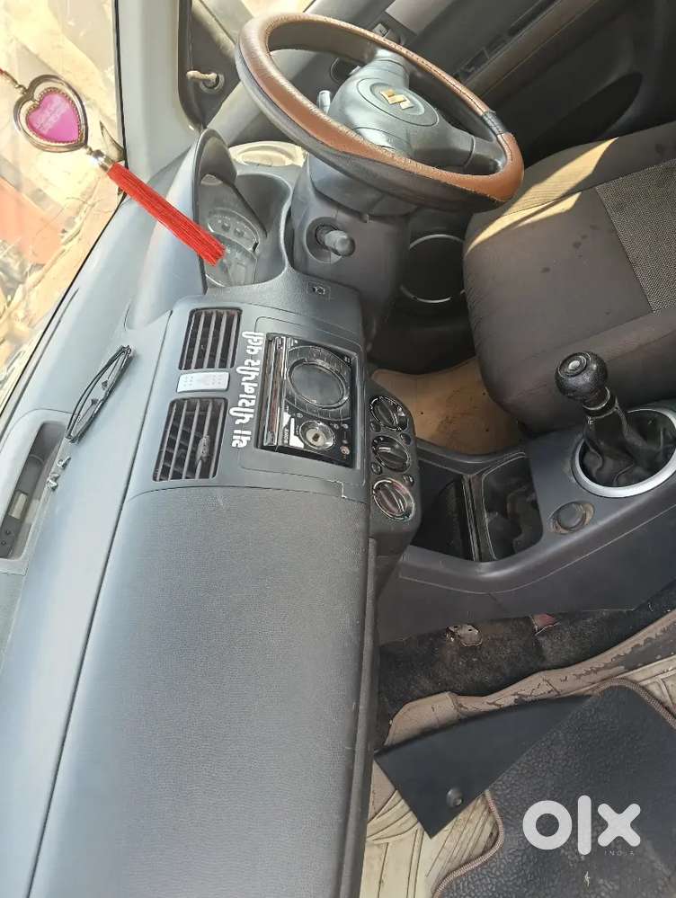 2009 Modal
3 Owner 
Vimochalu
Ac Chalu 
2 New Tiyer 
Battery Navi
Janr