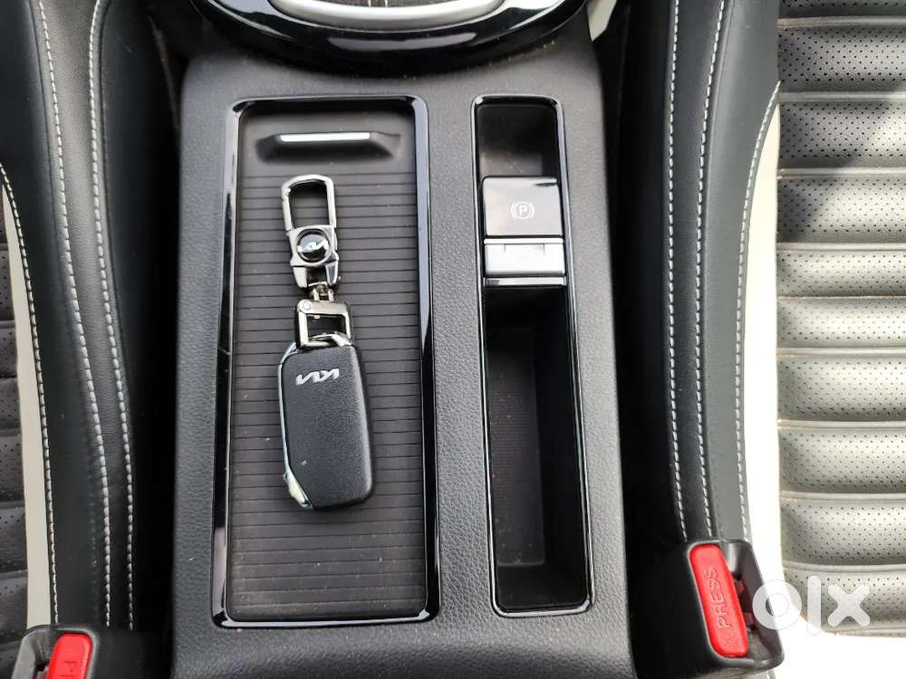 Kia Seltos 2023 Top Model Diesel Auto 49200 Km Driven