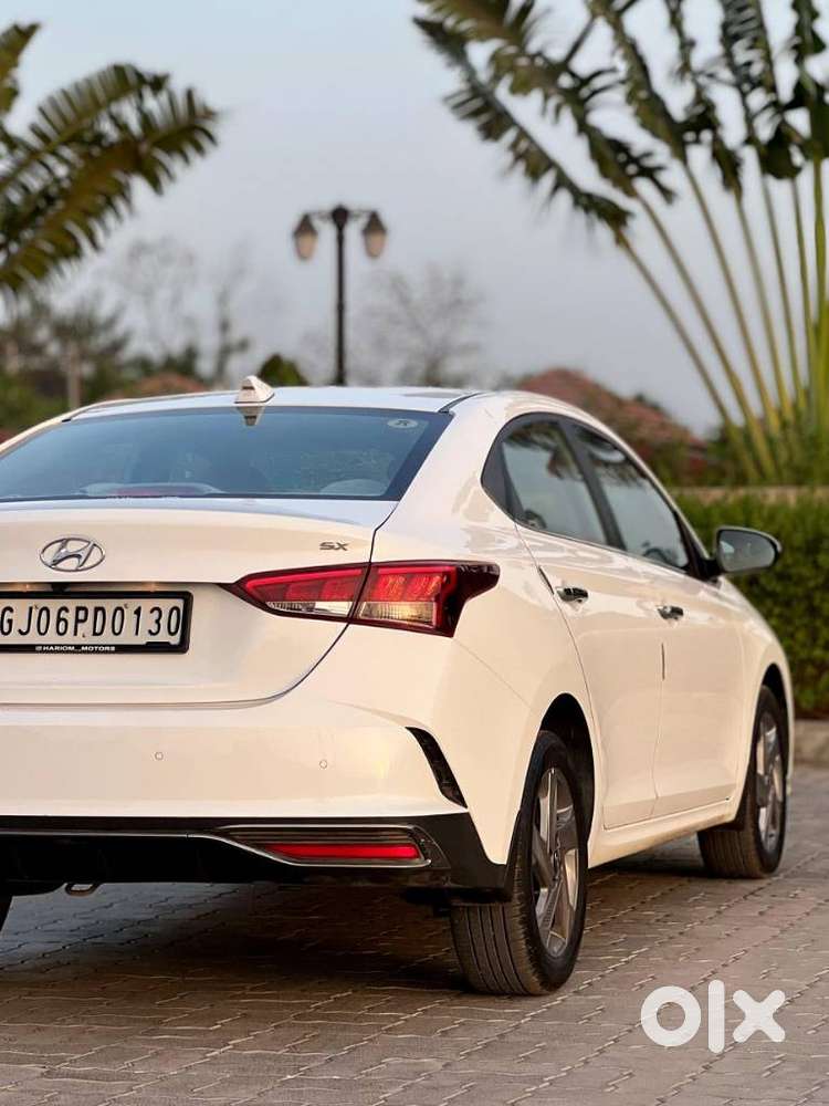 Hyundai Verna 1.5 Sx Ivt, 2020, Petrol