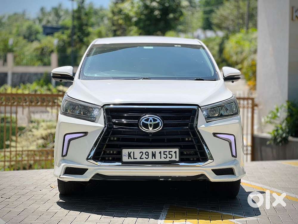 Toyota Innova Crysta 2.4 G Mt, 2017, Diesel