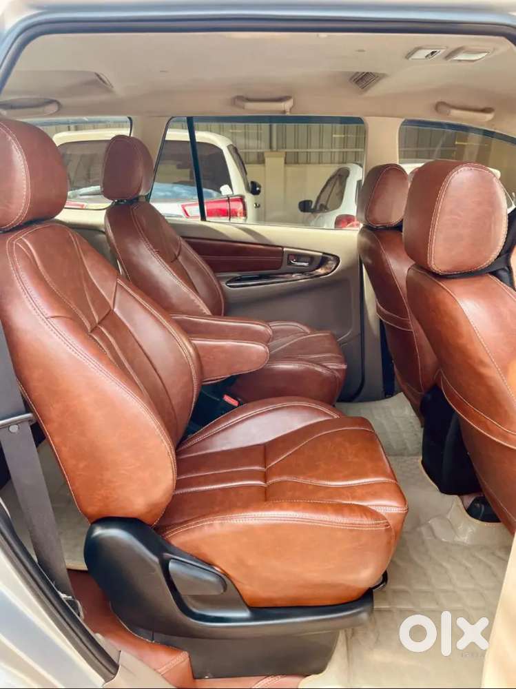 Toyota Innova 2015 Diesel Well Maintained