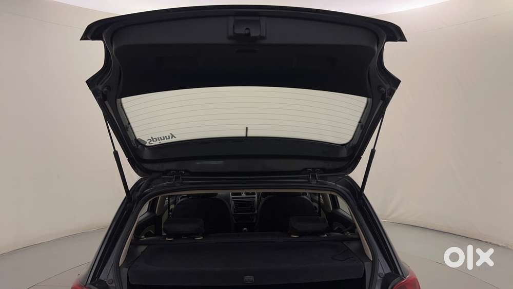 Volkswagen Polo 2009-2013 Petrol Highline 1.2l, 2015, Petrol