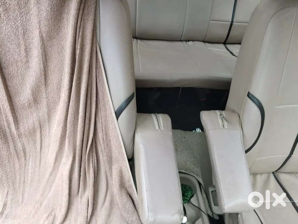 Mahindra Tuv 300 2016