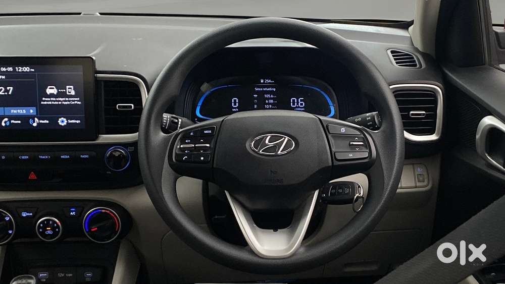 Hyundai Venue 1.2 S (o), 2023, Petrol