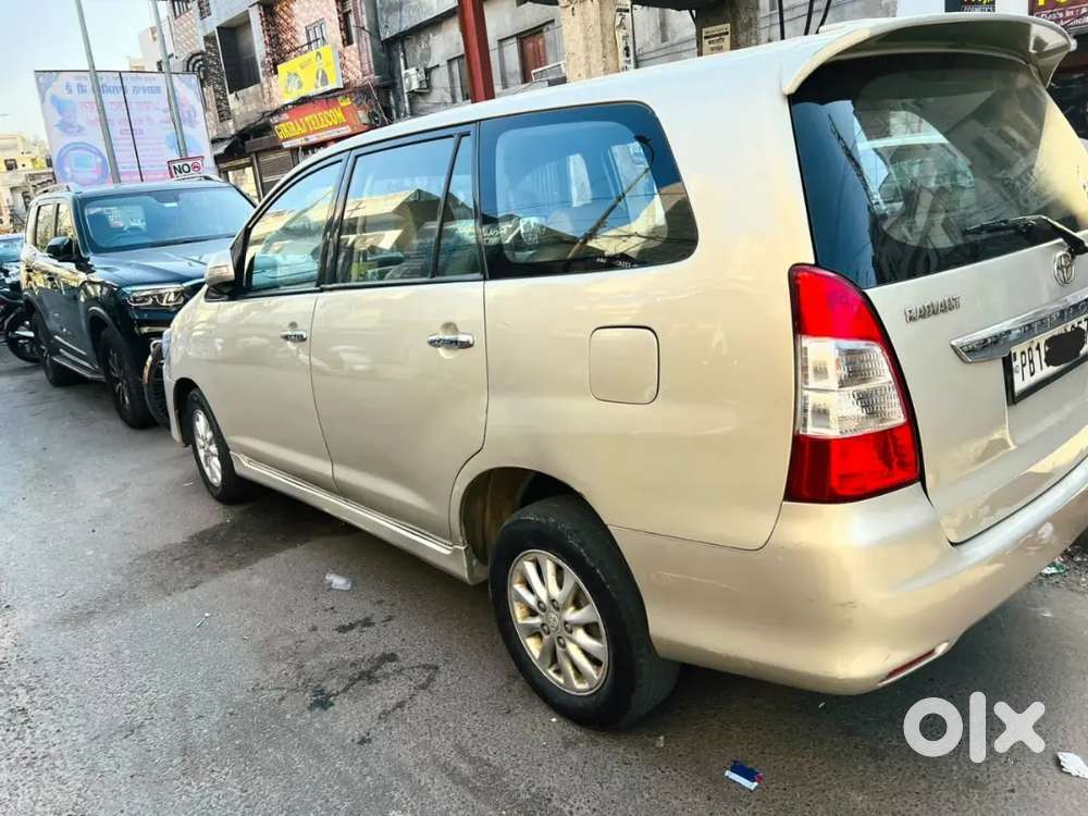 Toyota Innova Petrol 2012 Year Register 2013