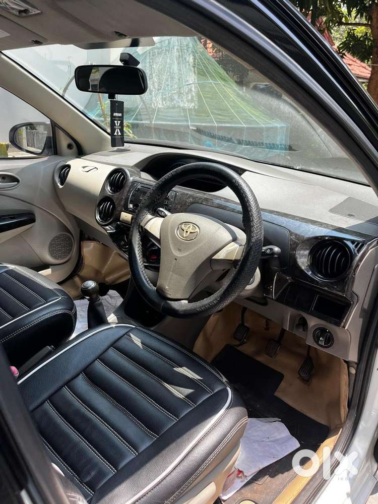 Toyota Etios Liva V Limited 2016 Model