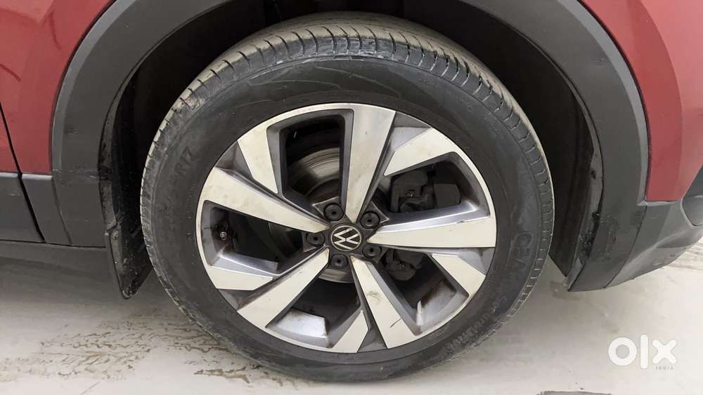 Volkswagen Taigun Topline 1.0 Tsi At (electric Seats), 2022, Petrol