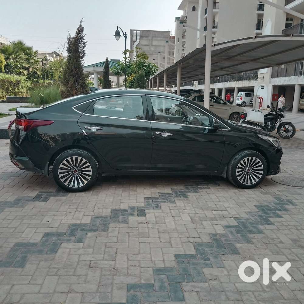 Hyundai Verna Petrol 2022
