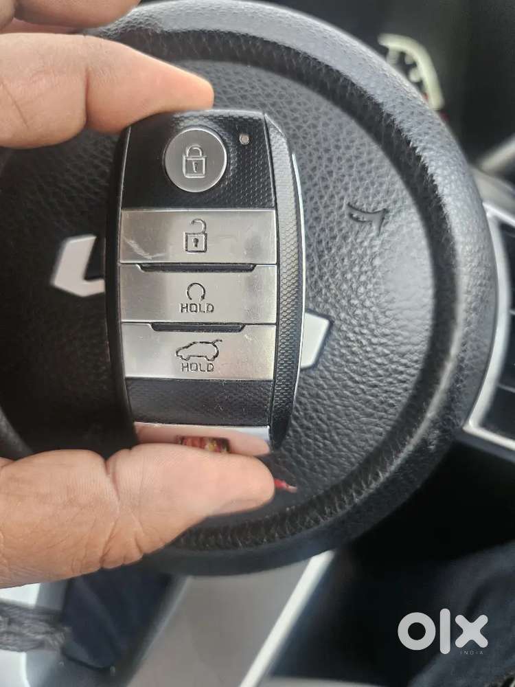 Kia Sonet Htk Plus Diesel Under Warrenty