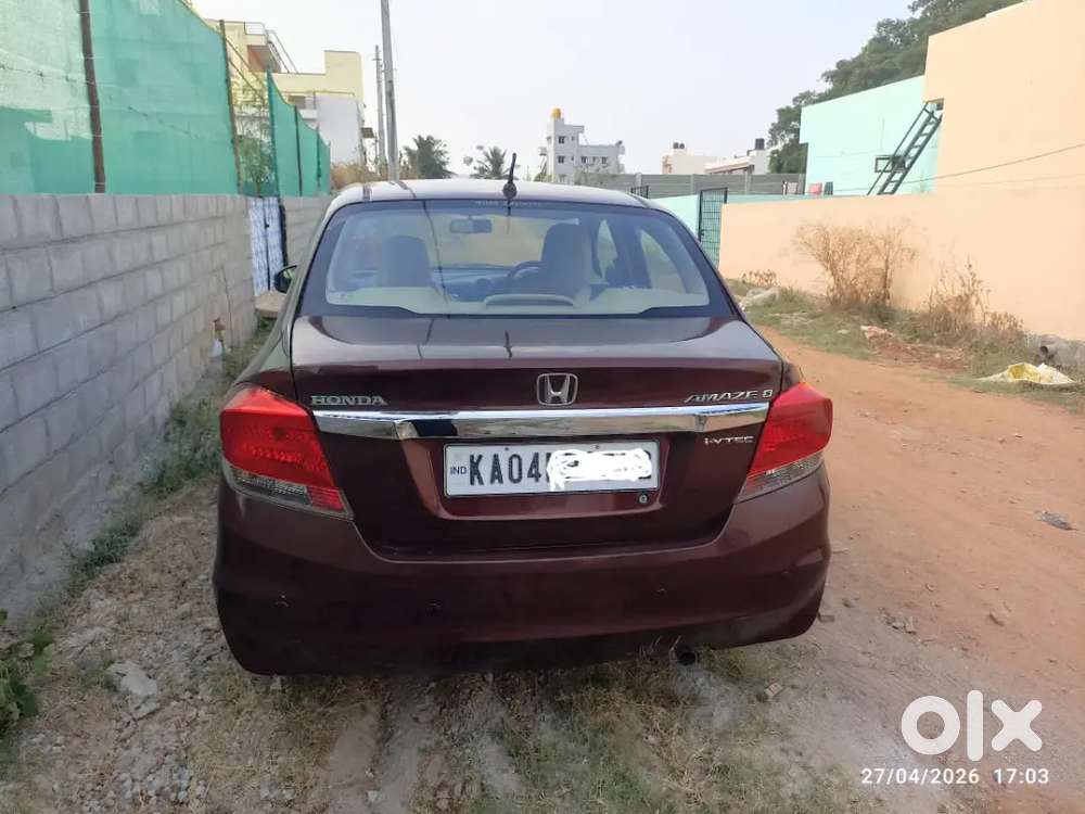 Honda Amaze 2015 Petrol 79800 Km Driven Well Maintained