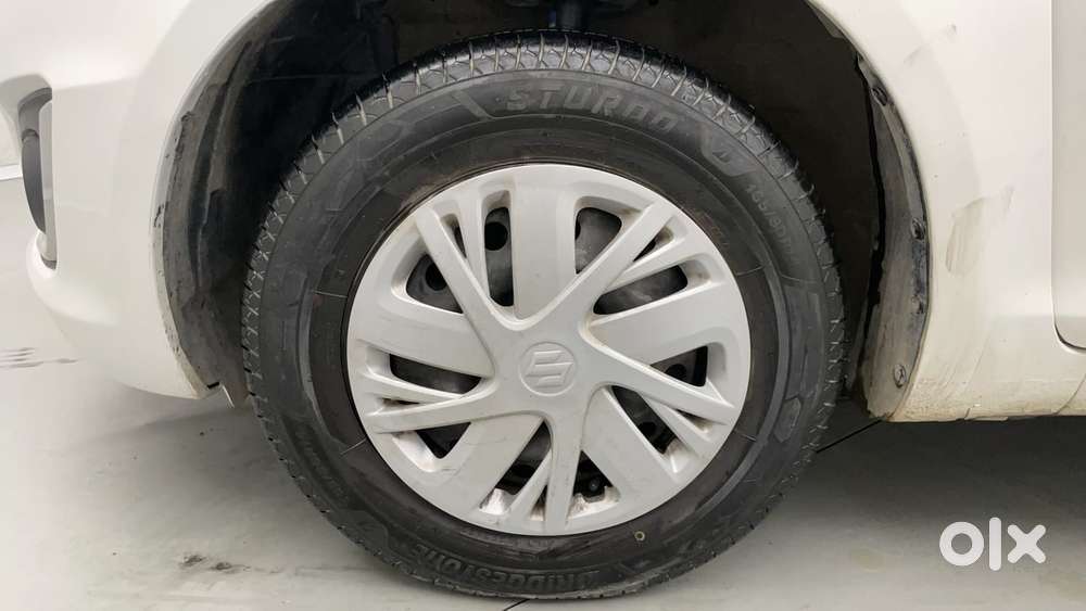 Maruti Suzuki Swift Vvt Vxi, 2016, Petrol