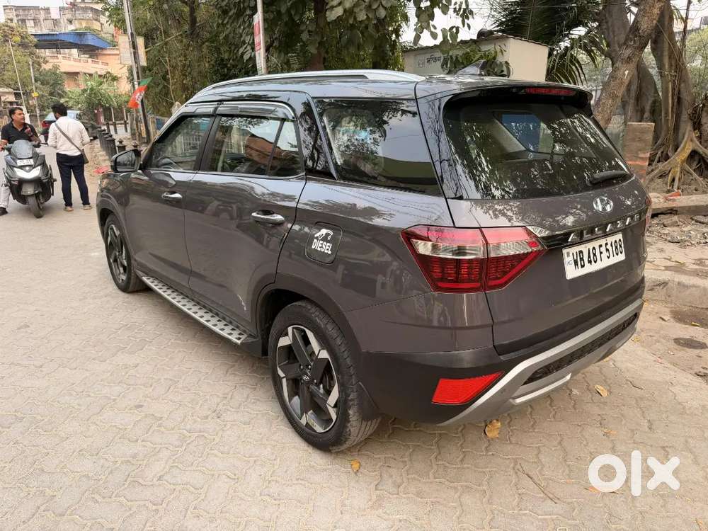 Only 31000 Kms(with Records)diesel Automatic Alkazar