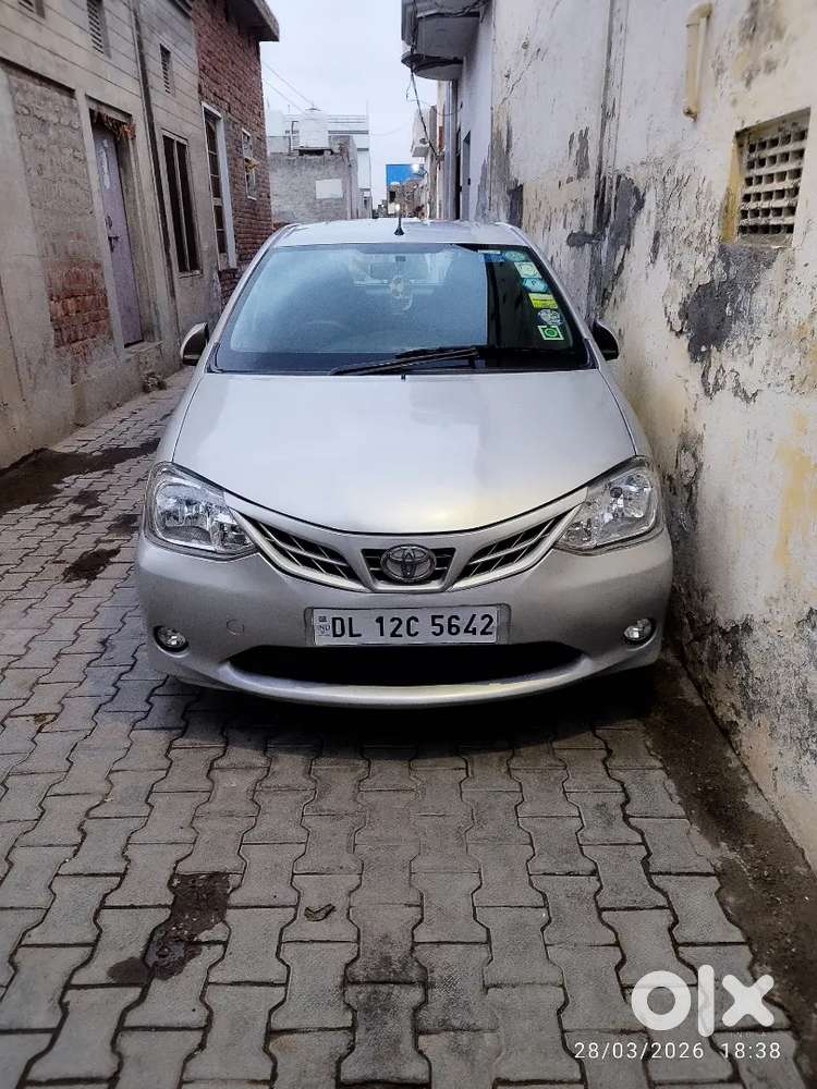 Toyota Etios Liva 2011