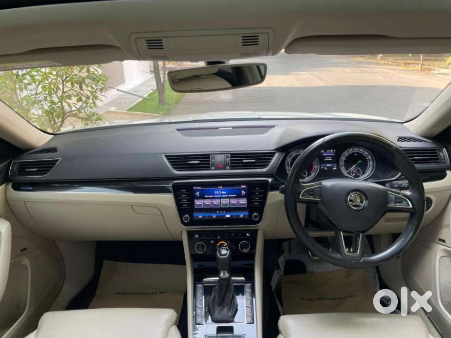 Skoda Superb Lk 1.8 Tsi At, 2020, Petrol
