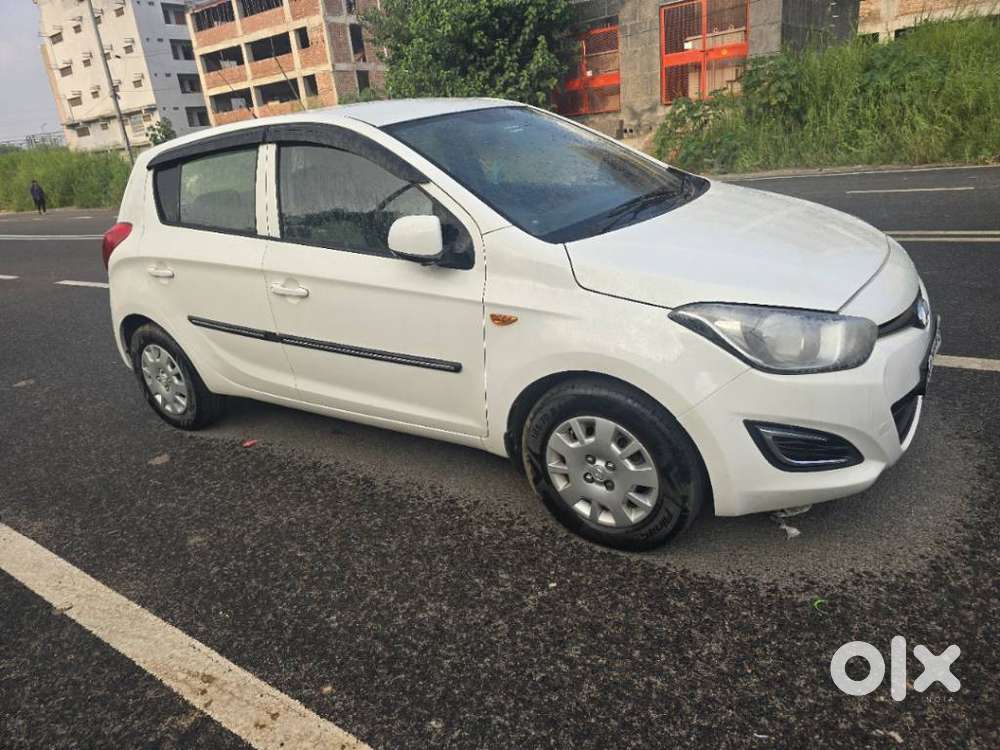 Hyundai I20 Magna Optional 1.2, 2012, Cng & Hybrids