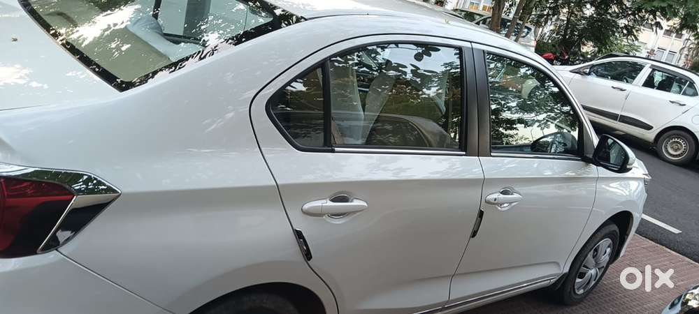 Honda Amaze 2025 Petrol Well Maintained ,official