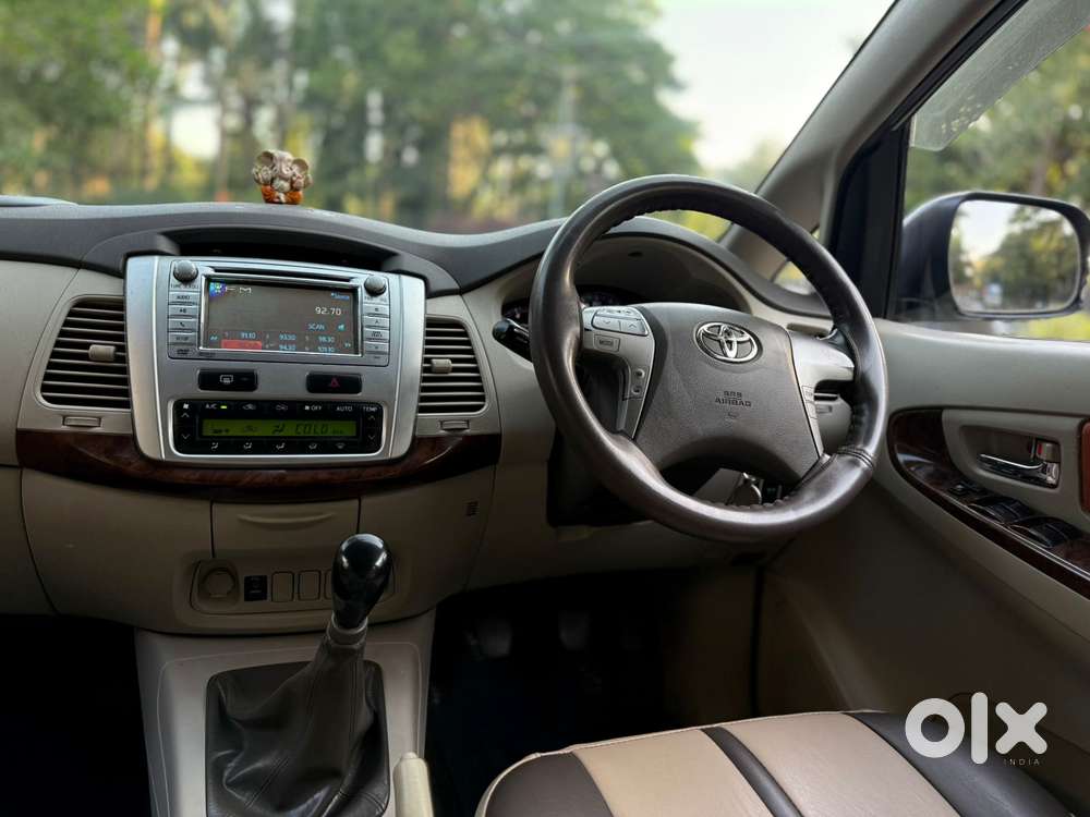 Toyota Innova 2.5 Vx 8 Str, 2012, Diesel